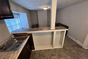 725 Clarissa St, Pittsburgh, PA 15219 - Photo 13