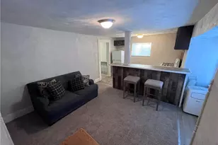 725 Clarissa St, Pittsburgh, PA 15219 - Photo 15