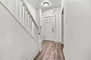 1231 Grotto St, Lincoln Larimer, PA 15206 - Photo 3