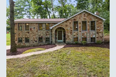 204 Fineview Dr, Peters Township, PA 15317 - Photo 3