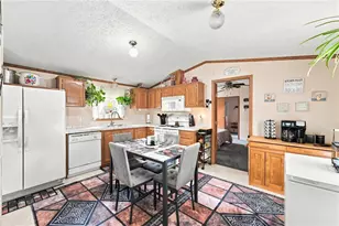 1770 Pine Hollow Blvd, Hermitage, PA 16148 - Photo 9