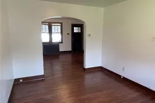 7442 Irvine St, Pittsburgh, PA 15218 - Photo 9