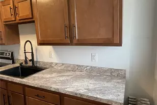 7442 Irvine St, Pittsburgh, PA 15218 - Photo 3