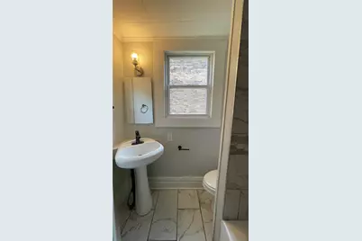 7526 Dickson St, Pittsburgh, PA 15218 - Photo 17