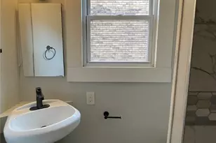 7526 Dickson St, Pittsburgh, PA 15218 - Photo 17
