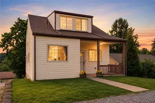 160 Renfer St, Ross Twp, PA 15237 - Photo 1