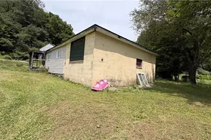 107 Kelly Station Rd, Ford City Boro, PA 16226 - Photo 7