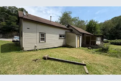 107 Kelly Station Rd, Ford City Boro, PA 16226 - Photo 13