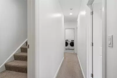 1661 Biltmore Ln, Pittsburgh, PA 15217 - Photo 23