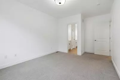 1661 Biltmore Ln, Pittsburgh, PA 15217 - Photo 17