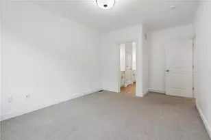 1661 Biltmore Ln, Pittsburgh, PA 15217 - Photo 17