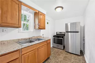1629 Laketon Rd, Pittsburgh, PA 15221 - Photo 13