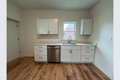 424 Suncrest St, Pittsburgh, PA 15210 - Photo 11