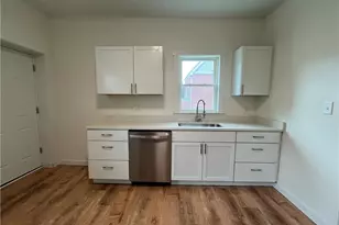 424 Suncrest St, Pittsburgh, PA 15210 - Photo 11