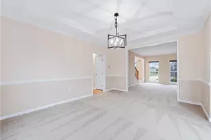 237 Field Club Cir, Robinson Twp, PA 15136 - Photo 3