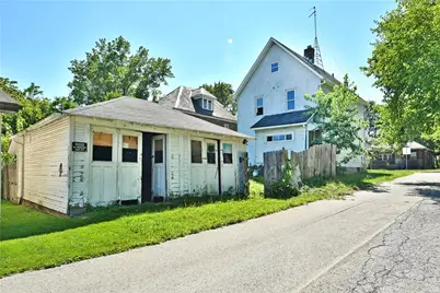 653 S State Line Rd, Sharon, PA 16146 - Photo 35