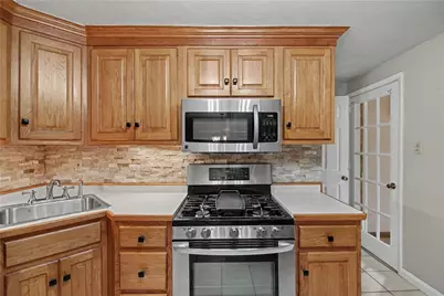 405 Peters Drive, Pittsburgh, PA 15116 - Photo 7
