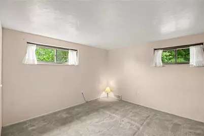 405 Peters Drive, Pittsburgh, PA 15116 - Photo 27