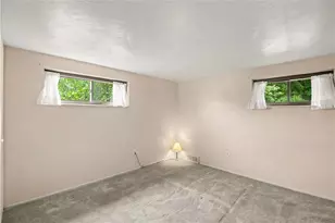 405 Peters Dr, Pittsburgh, PA 15116 - Photo 27