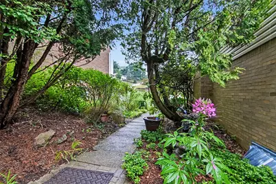 405 Peters Drive, Pittsburgh, PA 15116 - Photo 37