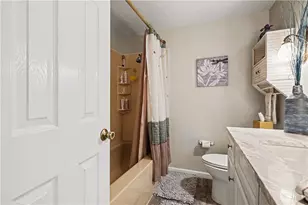 405 Peters Dr, Pittsburgh, PA 15116 - Photo 23