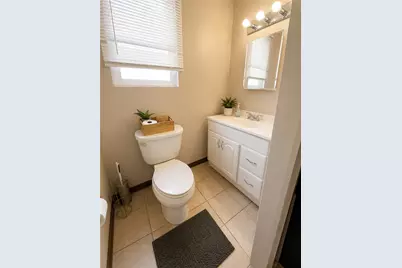 11 S 14th St, Jeannette, PA 15644 - Photo 13