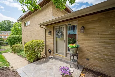 4706 W Lawnview Avenue, Pittsburgh, PA 15227 - Photo 1