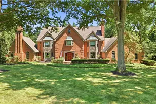 756 Audubon Dr, Hermitage, PA 16148 - Photo 1