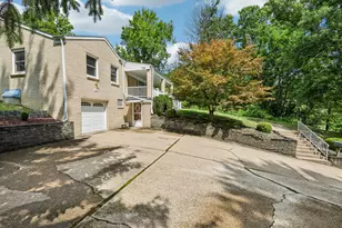 326 Church Rd, Bethel Park, PA 15102 - Photo 3