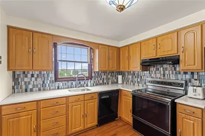 95 Milbeck Dr, North Franklin Township, PA 15301 - Photo 11