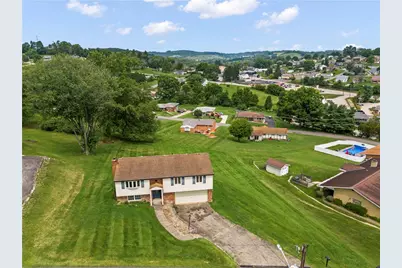 95 Milbeck Dr, North Franklin Township, PA 15301 - Photo 3