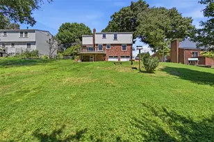 137 Kenney Dr, Leet Township, PA 15143 - Photo 37