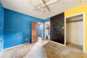 224 Quay St, Vandergrift, PA 15629 - Photo 9