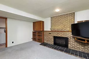 68 Kathleen Dr, Robinson Twp, PA 15136 - Photo 19