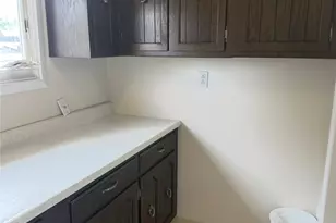 2112 McMinn St, Aliquippa, PA 15001 - Photo 13