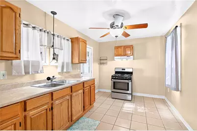 113 E Grant St, Latrobe, PA 15650 - Photo 11