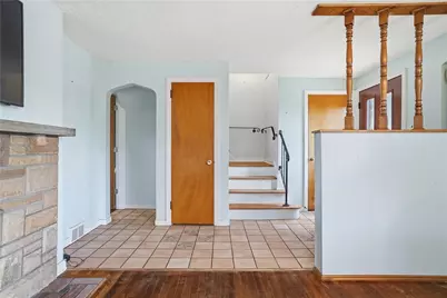1107 Girard Rd, Pittsburgh, PA 15227 - Photo 17