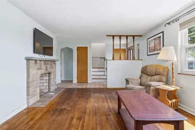 1107 Girard Rd, Pittsburgh, PA 15227 - Photo 15