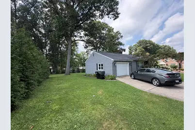 801 Lillian Drive, Hermitage, PA 16148 - Photo 3