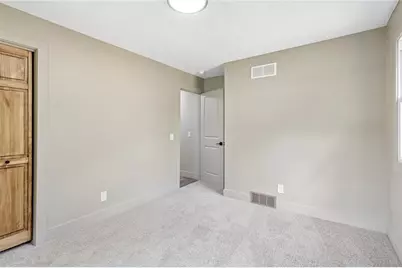 1130 Blue Sky Dr, Neshannock Township, PA 16105 - Photo 5
