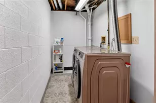 2442 N Meadowcroft Ave, Banksville/Westwood, PA 15216 - Photo 23