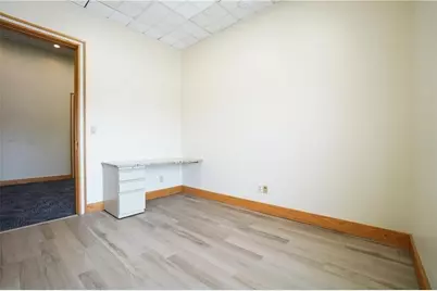 10431 Perry Highway, Pittsburgh, PA 15090 - Photo 19