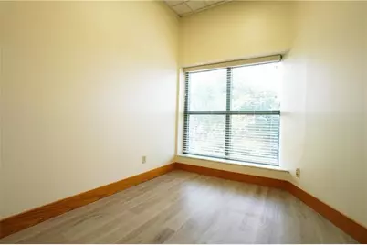 10431 Perry Highway, Pittsburgh, PA 15090 - Photo 15