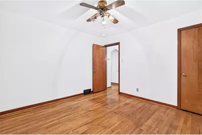 223 Montana St, Observatory Hill, PA 15214 - Photo 9