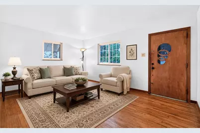 223 Montana St, Observatory Hill, PA 15214 - Photo 3