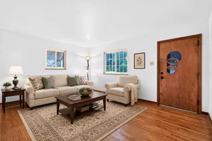 223 Montana St, Observatory Hill, PA 15214 - Photo 3