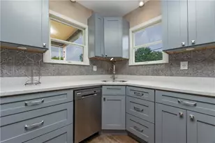 709 Center St, Conway, PA 15027 - Photo 21