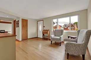 492 Lois Dr, Pittsburgh, PA 15236 - Photo 7