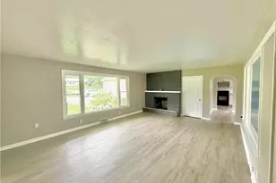 555 Mercer-New Wilmington Rd, East Lackawannock Township, PA 16137 - Photo 3