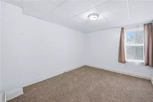 1016 Hamilton Ave, Farrell, PA 16121 - Photo 17